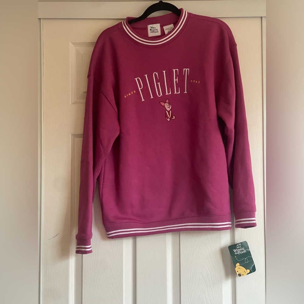 NWT Disneyland Parks Winnie the Pooh Crewneck Piglet
